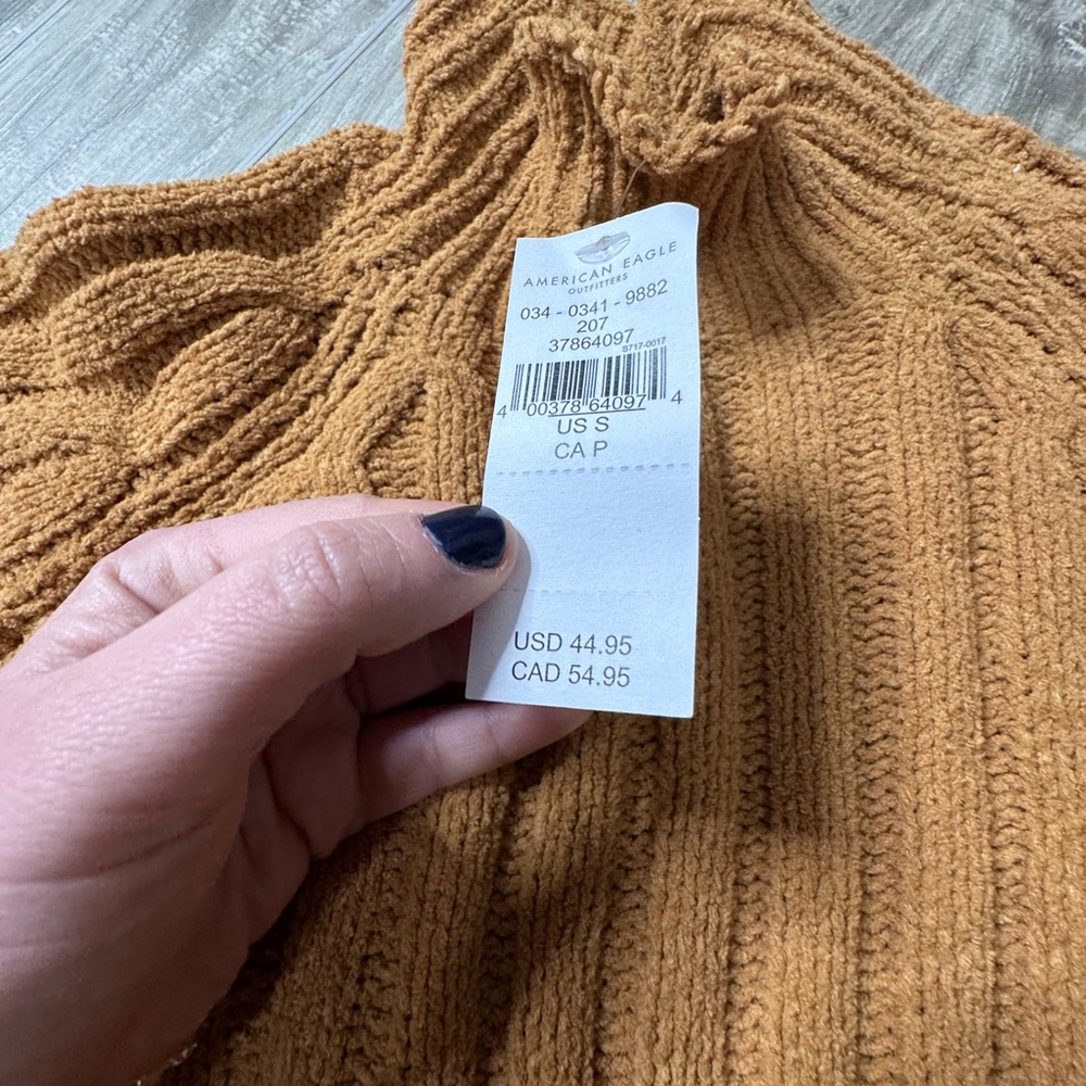 American eagle nwt tan camel mock neck snowsoft chenille crop sweater - Picture 4 of 4
